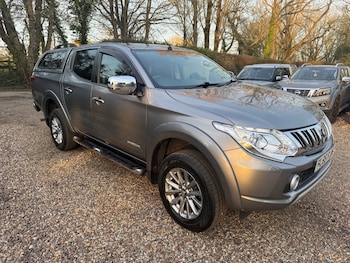 Used Mitsubishi L200 2015 for sale - 77886366: Photo