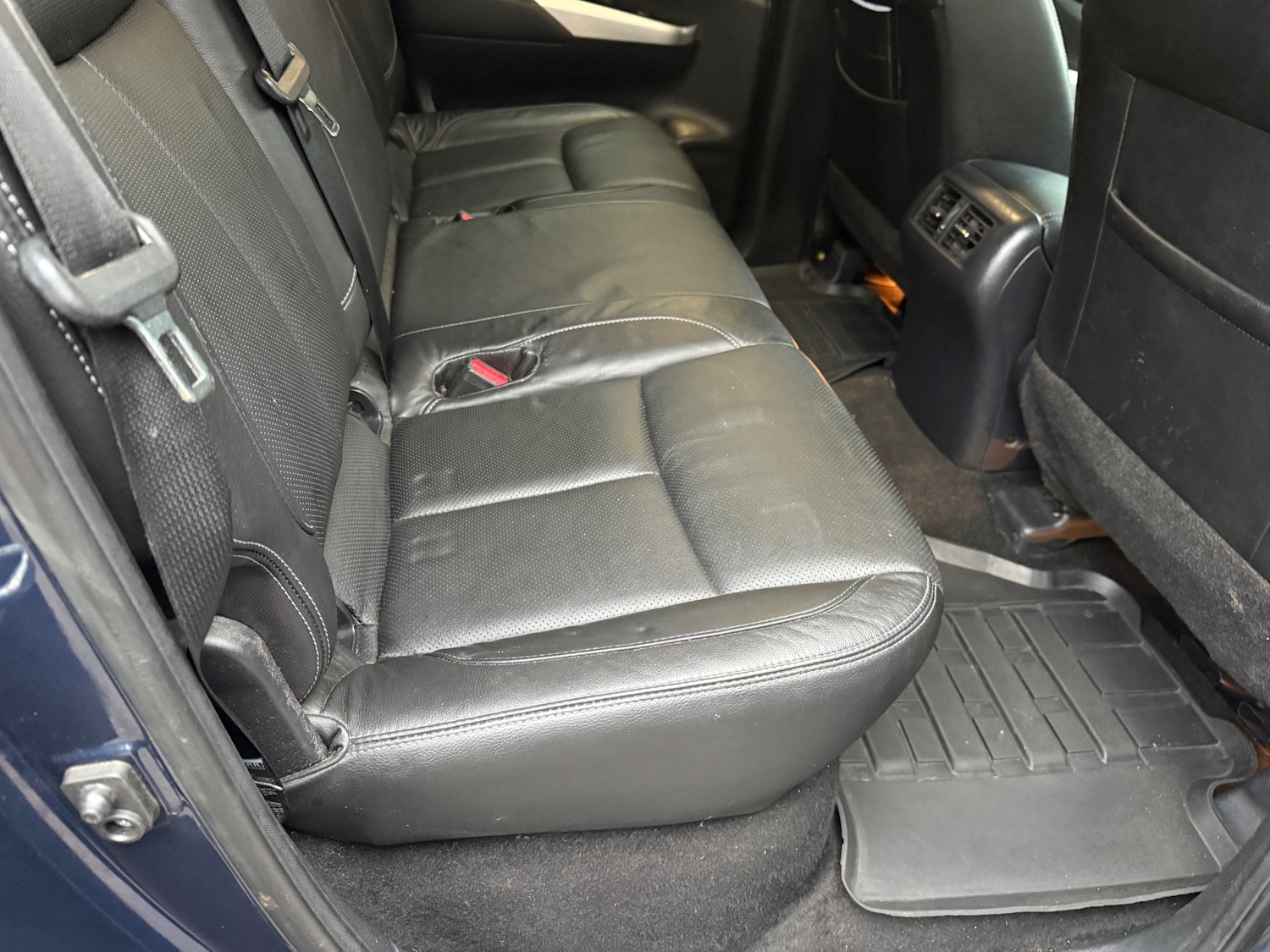 Used Nissan Navara 2017 for sale - 77206969: Photo 10