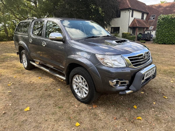 Used Toyota Hilux 2014 for sale - 75710819: Photo 3