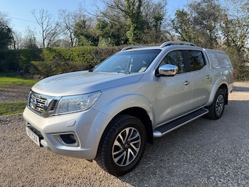 Used Nissan Navara 2017 for sale - 77950738: Photo