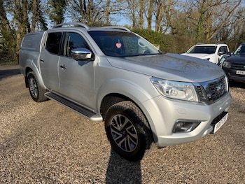 Used Nissan Navara 2017 for sale - 77950738: Photo