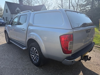 Used Nissan Navara 2017 for sale - 77950738: Photo
