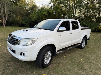 Used Toyota Hilux 2015 for sale - 75418164: Photo
