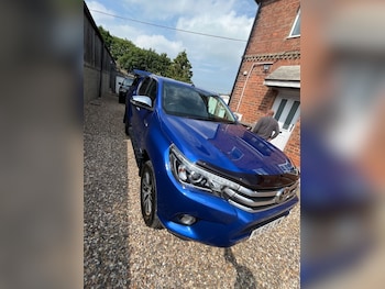 Used Toyota Hilux 2018 for sale - 78939215: Photo