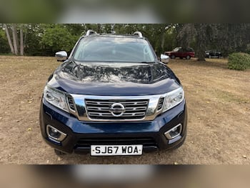Used Nissan Navara 2017 for sale - 79667812: Photo