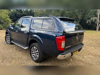 Used Nissan Navara 2017 for sale - 79667812: Photo