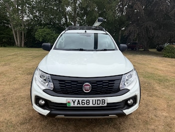Used Fiat Fullback 2018 for sale - 79253584: Photo