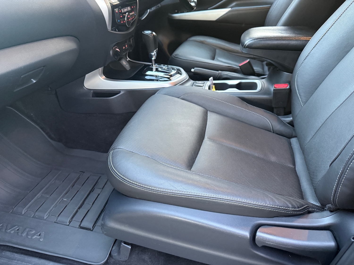 Used Nissan Navara 2019 for sale - 76662101: Photo 11