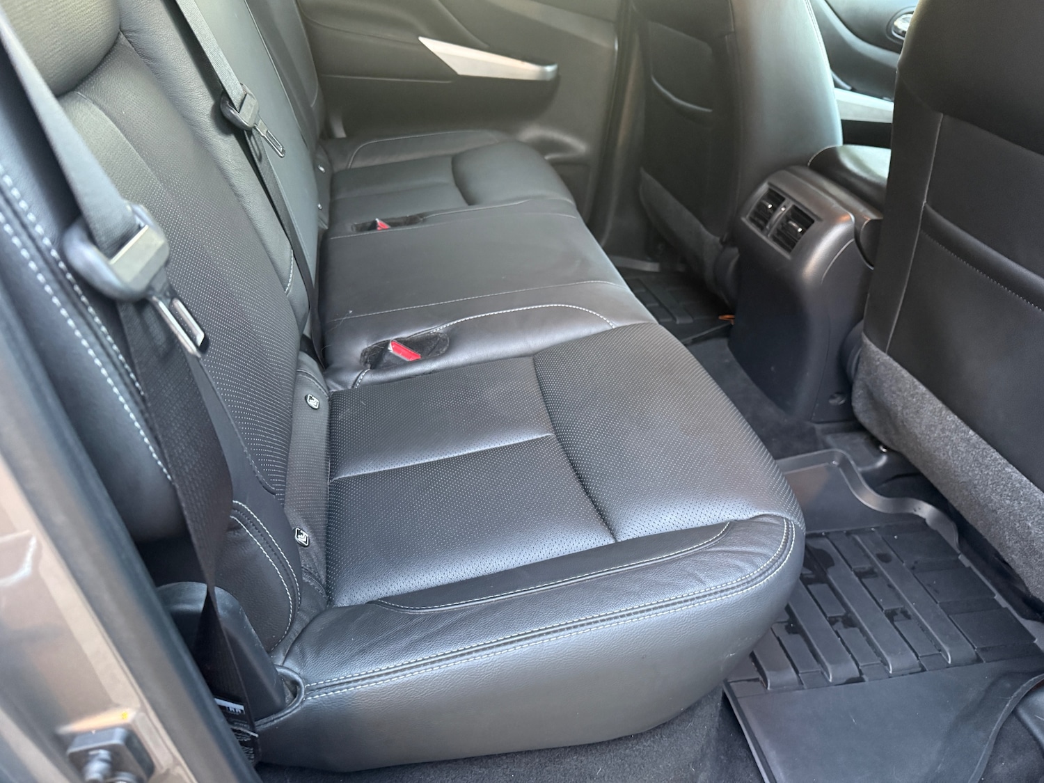 Used Nissan Navara 2019 for sale - 76662101: Photo 12