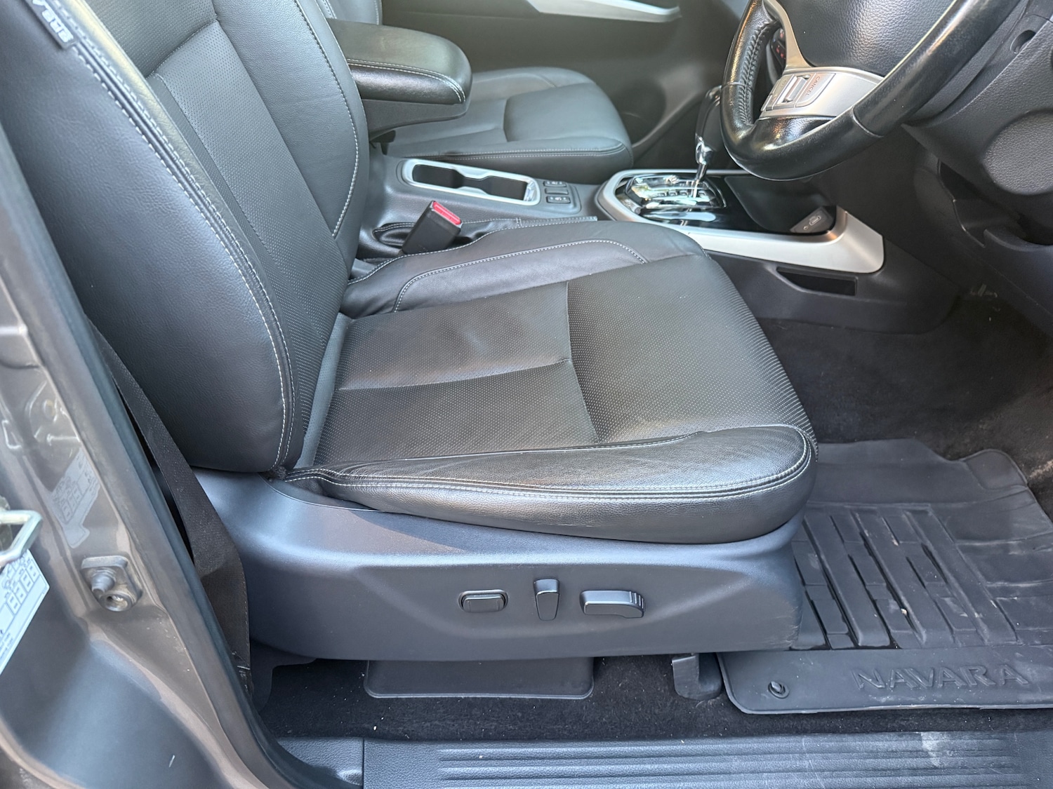 Used Nissan Navara 2019 for sale - 76662101: Photo 14