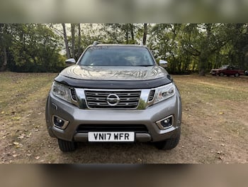 Used Nissan Navara 2017 for sale - 79696236: Photo