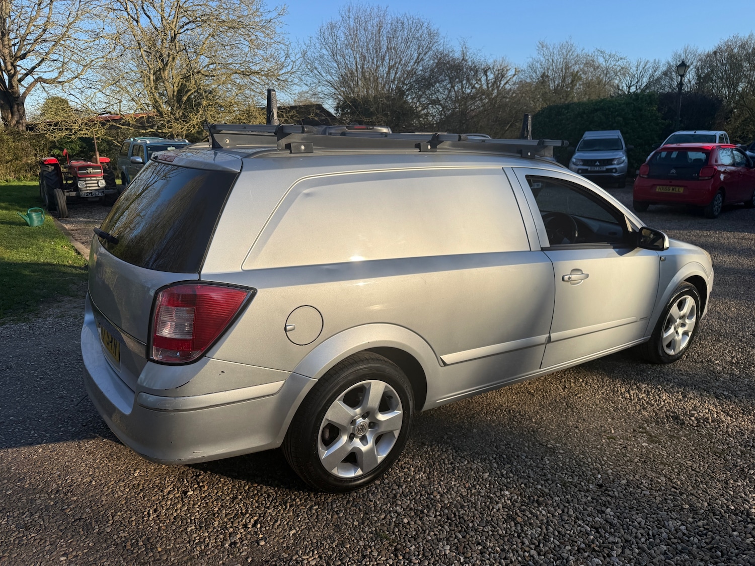 Used Vauxhall Astra Van 2007 for sale - 77934847: Photo 8