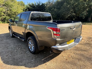 Used Mitsubishi L200 2015 for sale - 79628578: Photo