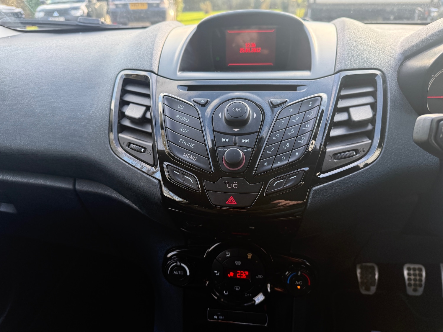 Used Ford Fiesta 2012 for sale - 77391751: Photo 10