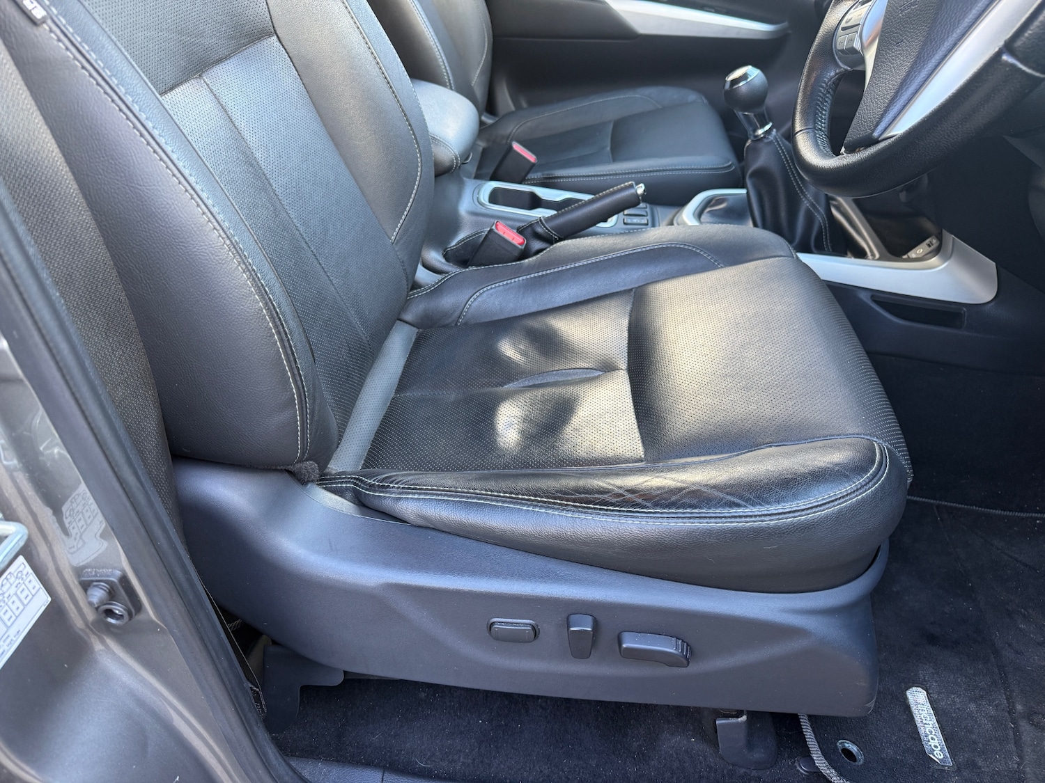 Used Nissan Navara 2019 for sale - 77557182: Photo 13