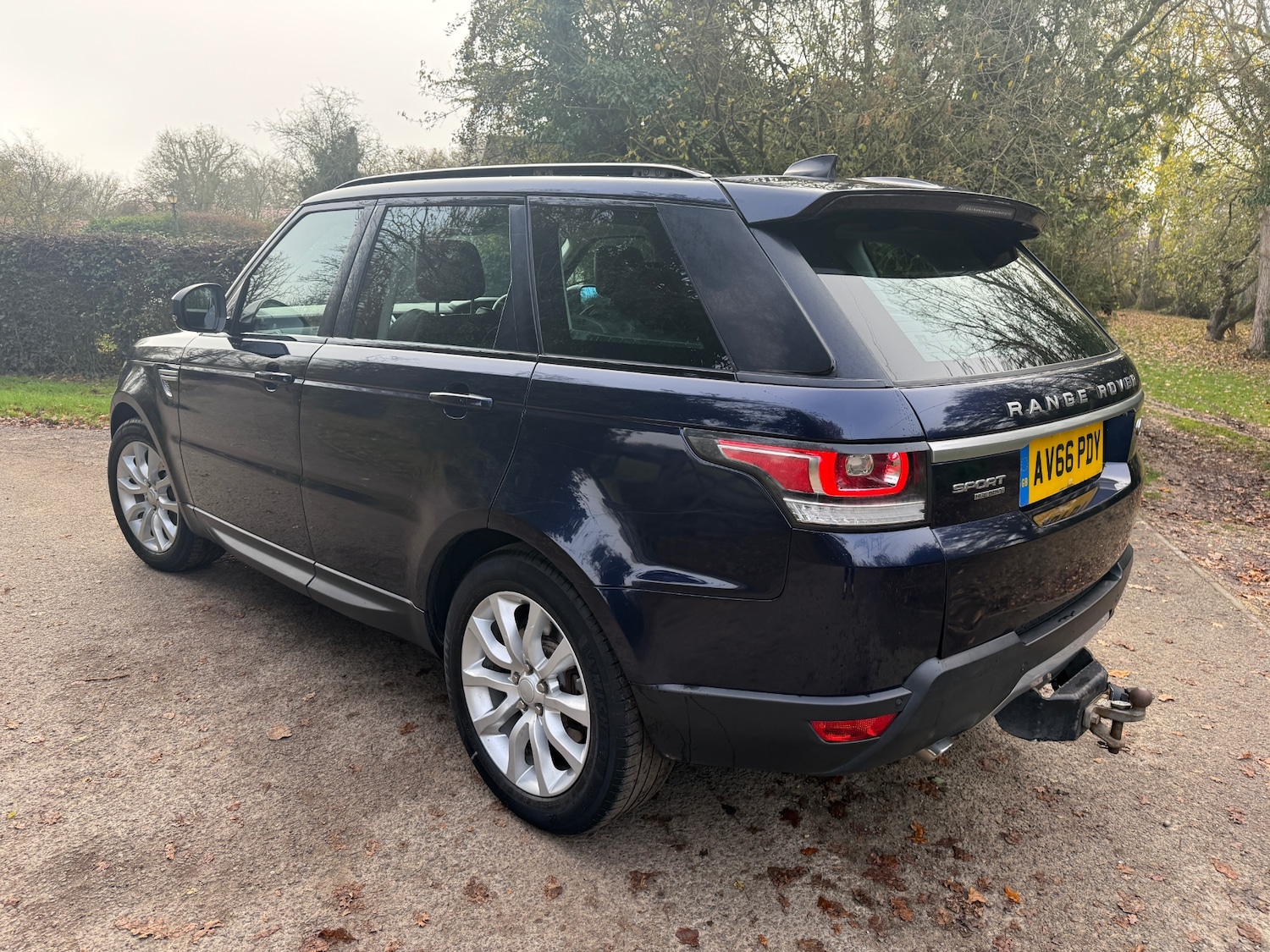 Used Land Rover Range Rover Sport 2017 for sale - 76651089: Photo 4