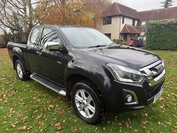Used Isuzu D-Max 2018 for sale - 76543098: Photo