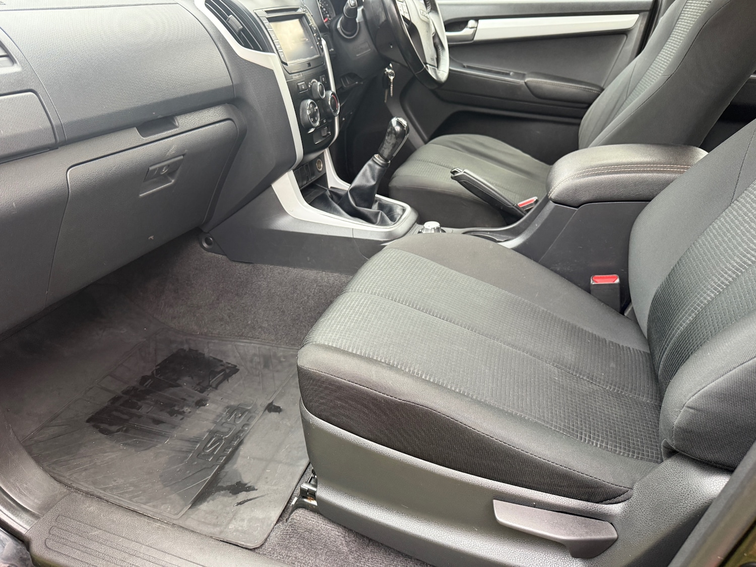 Used Isuzu D-Max 2018 for sale - 76543098: Photo 8