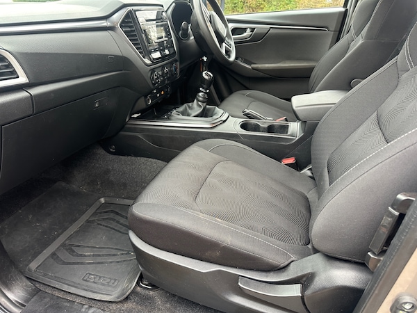 Used Isuzu D-Max 2021 for sale - 75626499: Photo 8