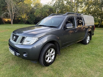Used Nissan Navara 2015 for sale - 79016800: Photo