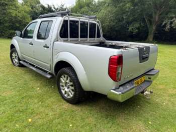 Used Nissan Navara 2015 for sale - 74938277: Photo