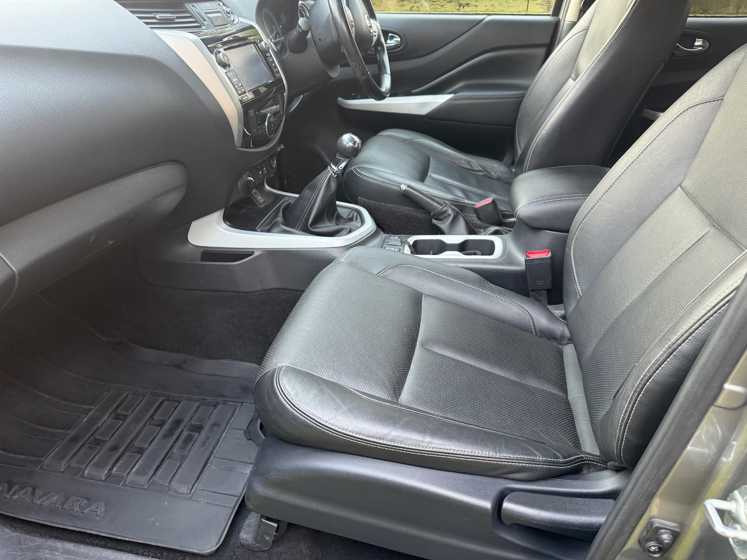 Used Nissan Navara 2017 for sale - 76504449: Photo 8