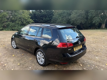 Used Volkswagen Golf 2015 for sale - 79436526: Photo