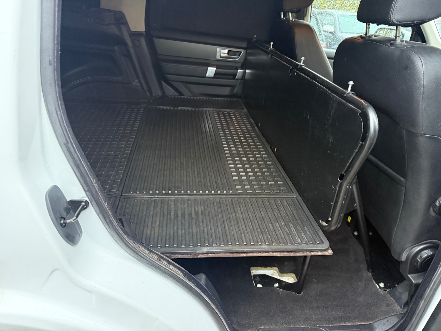 Used Land Rover Discovery 2012 for sale - 76829460: Photo 10