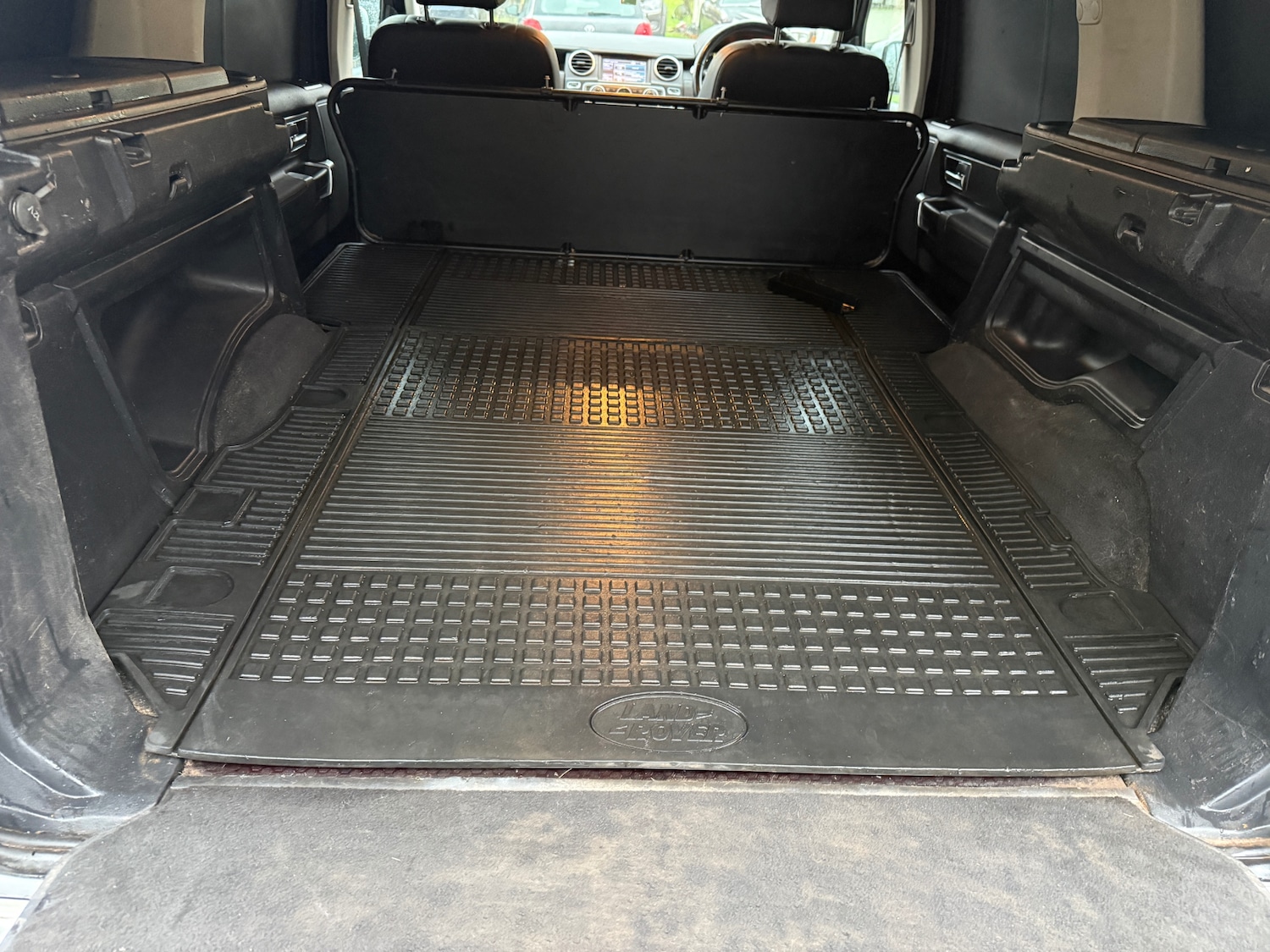 Used Land Rover Discovery 2012 for sale - 76829460: Photo 6