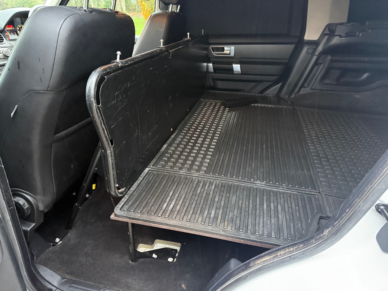 Used Land Rover Discovery 2012 for sale - 76829460: Photo 9