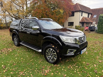 Used Nissan Navara 2018 for sale - 76479705: Photo