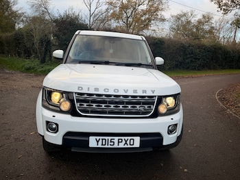 Used Land Rover Discovery 2015 for sale - 76696306: Photo