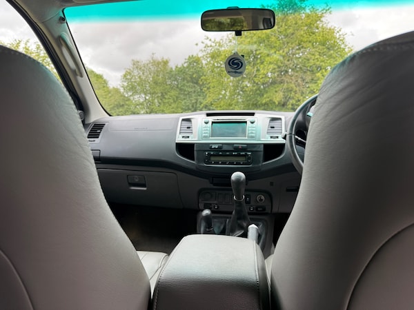 Used Toyota Hilux 2013 for sale - 75374212: Photo 11