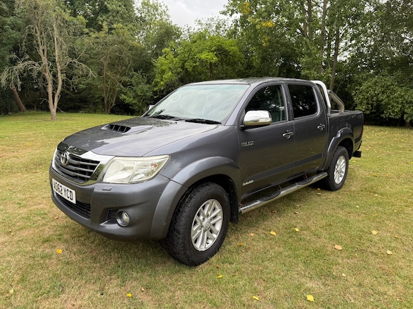 Used Toyota Hilux 2013 for sale - 75374212: Photo 3