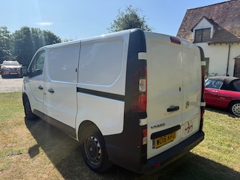 Used Vauxhall Vivaro 2016 for sale - 79264056: Photo