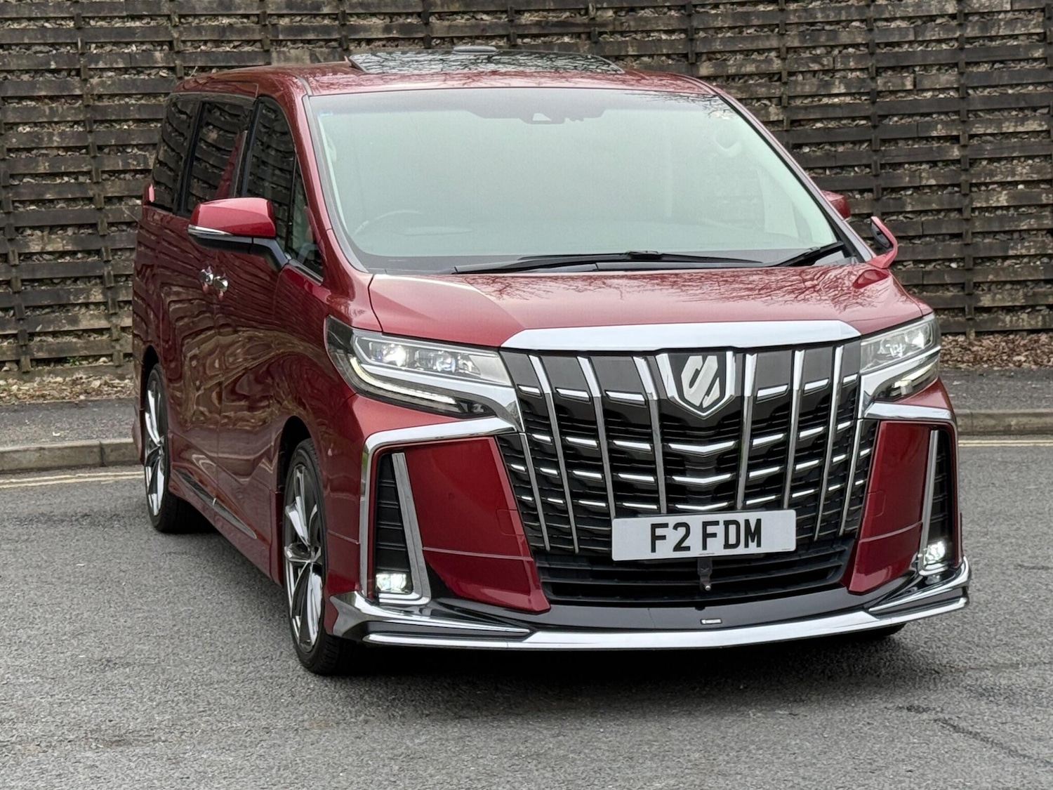 Used Toyota Alphard for sale - 77982443: Photo 11