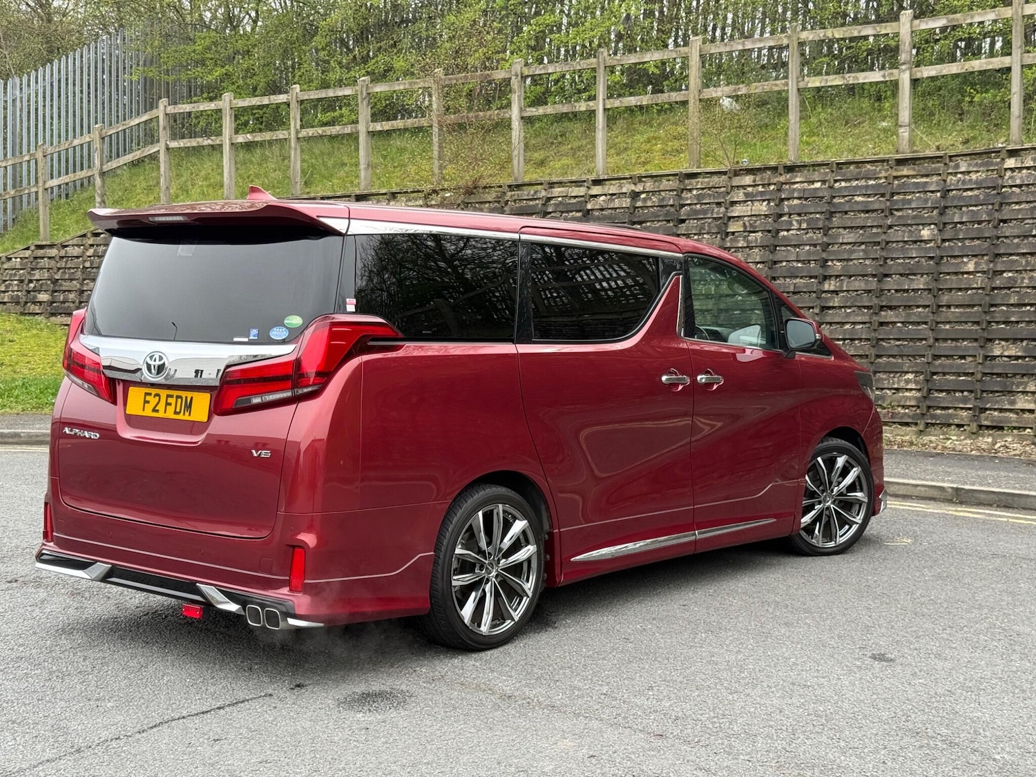 Used Toyota Alphard for sale - 77982443: Photo 3