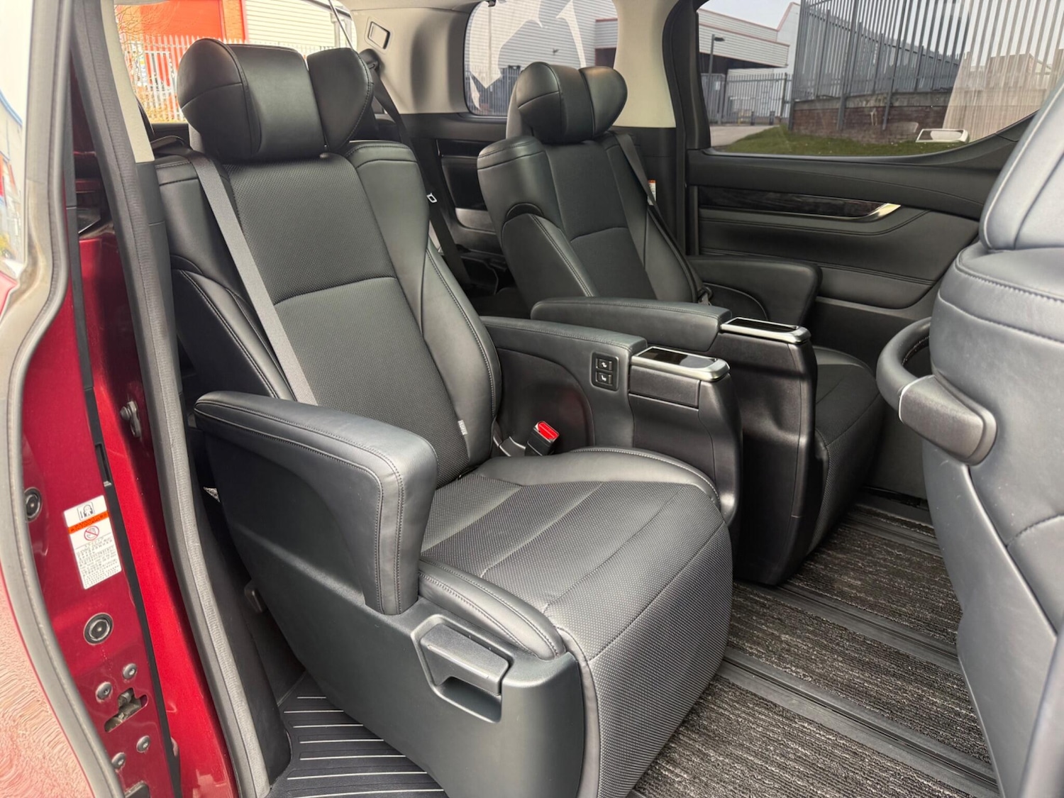 Used Toyota Alphard for sale - 77982443: Photo 31