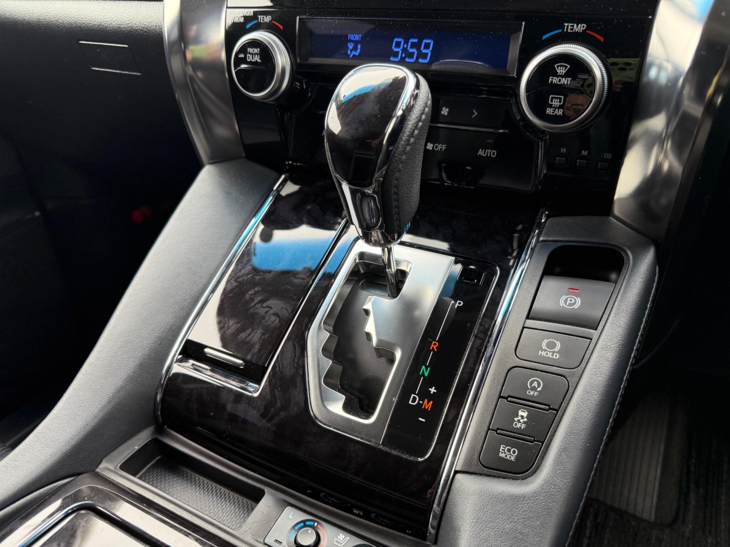 Used Toyota Alphard for sale - 77982443: Photo 52