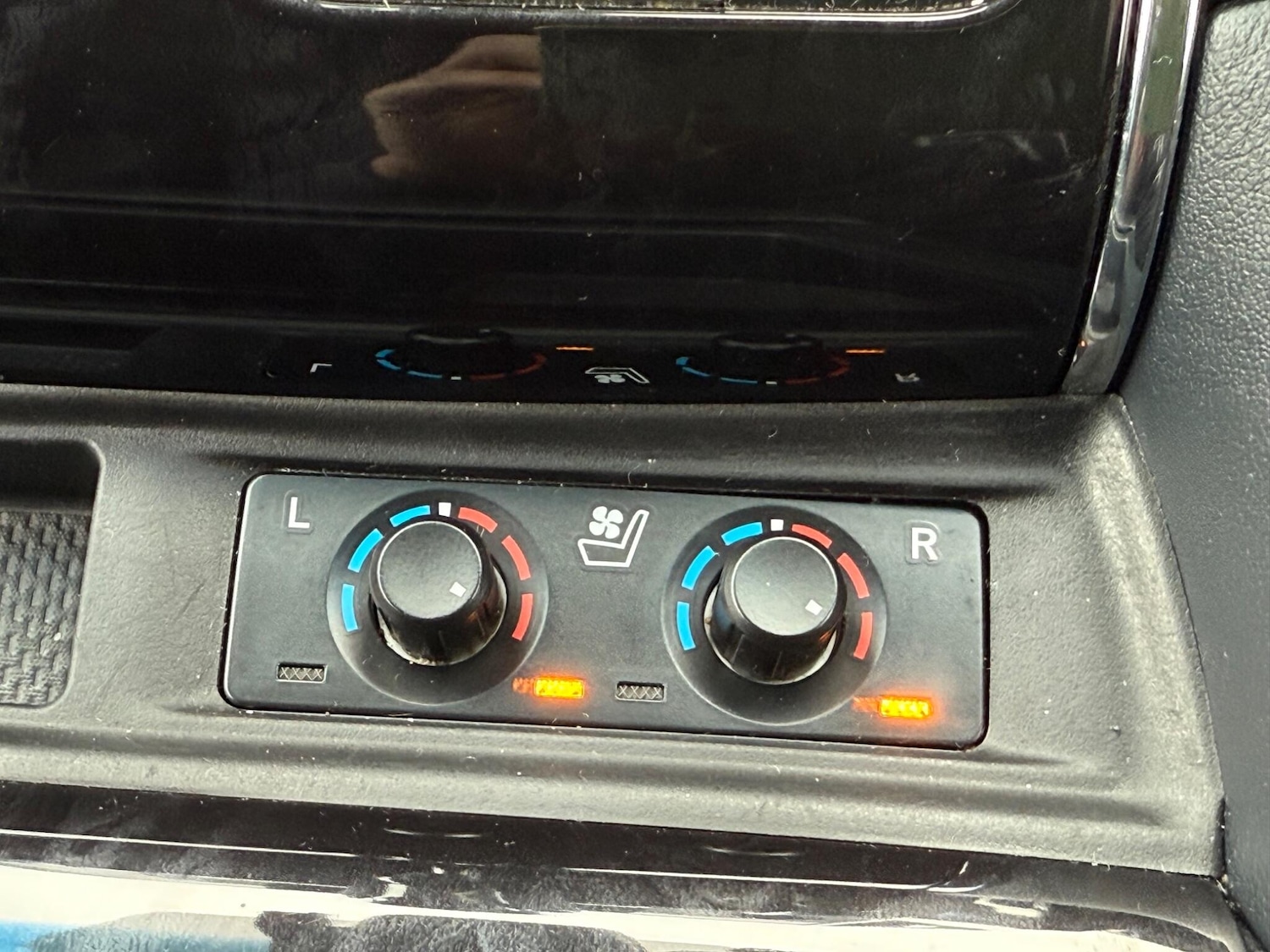 Used Toyota Alphard for sale - 77982443: Photo 53