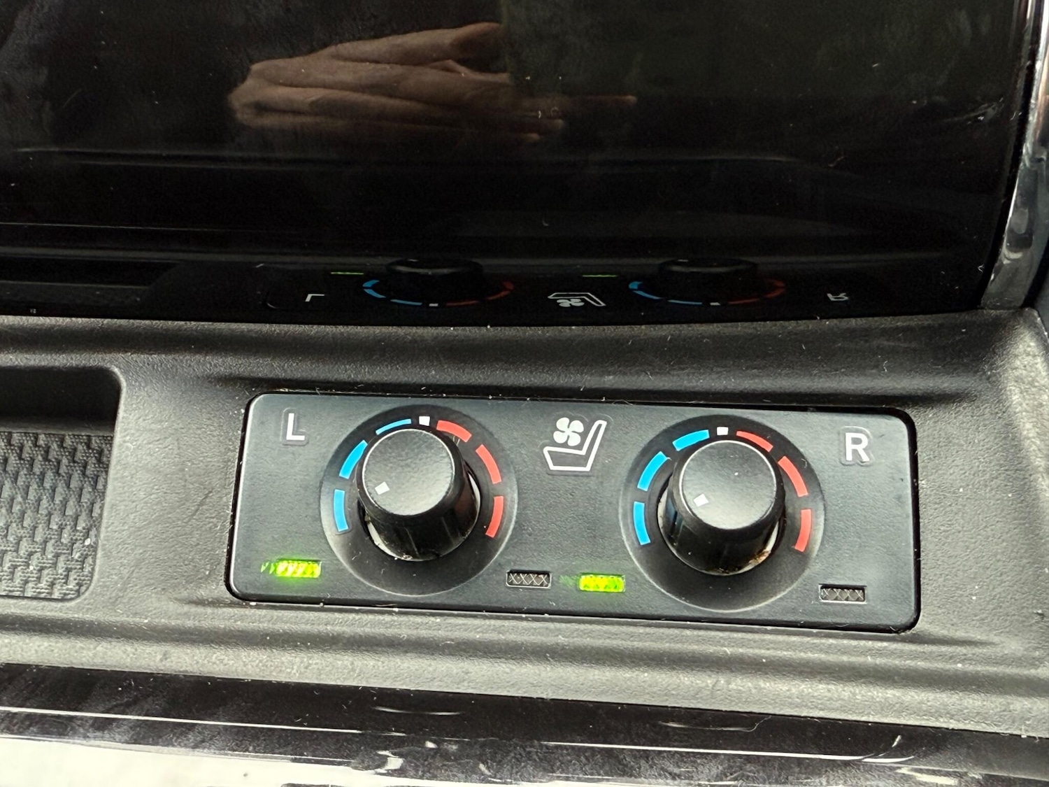 Used Toyota Alphard for sale - 77982443: Photo 54