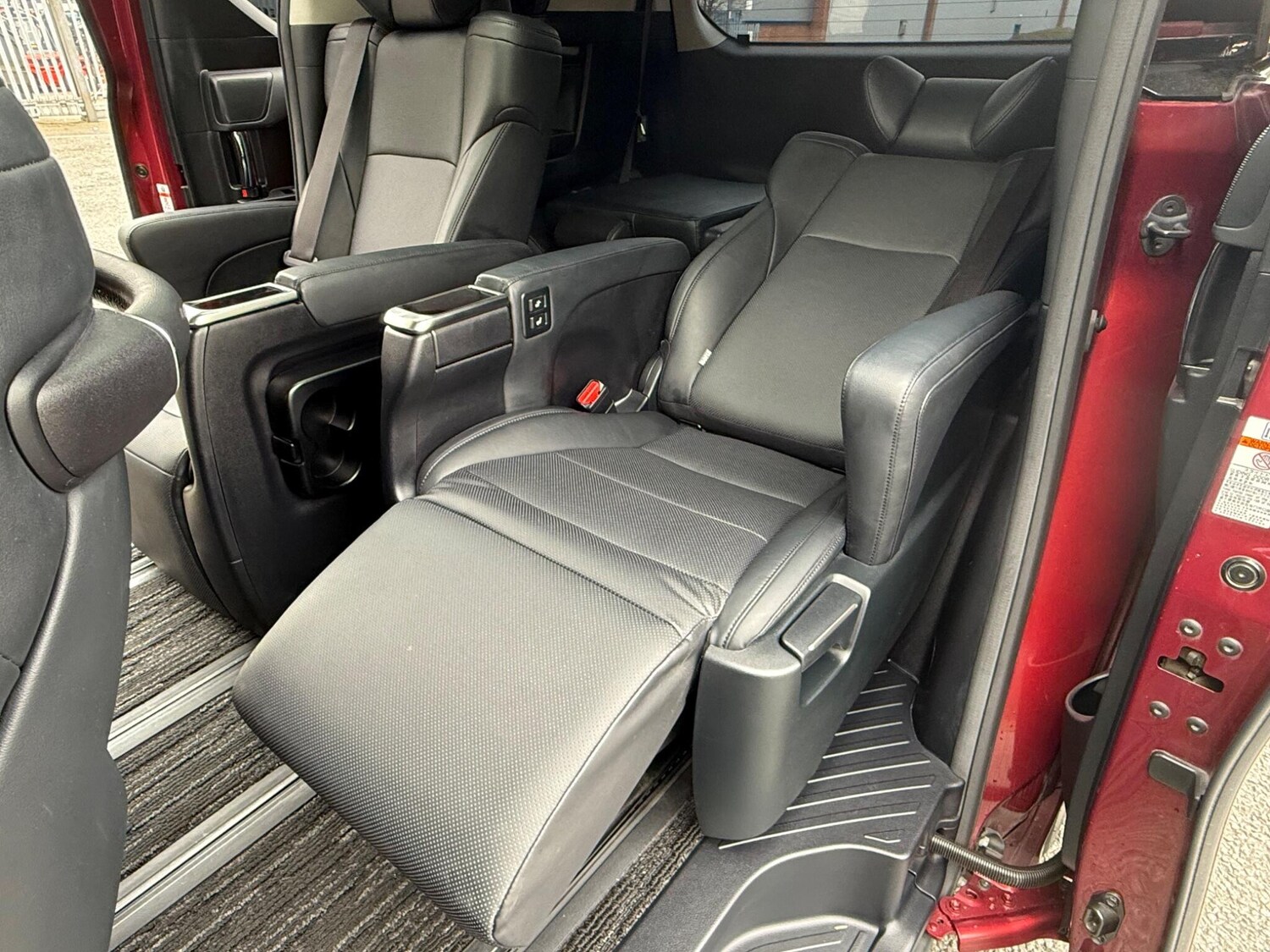 Used Toyota Alphard for sale - 77982443: Photo 67