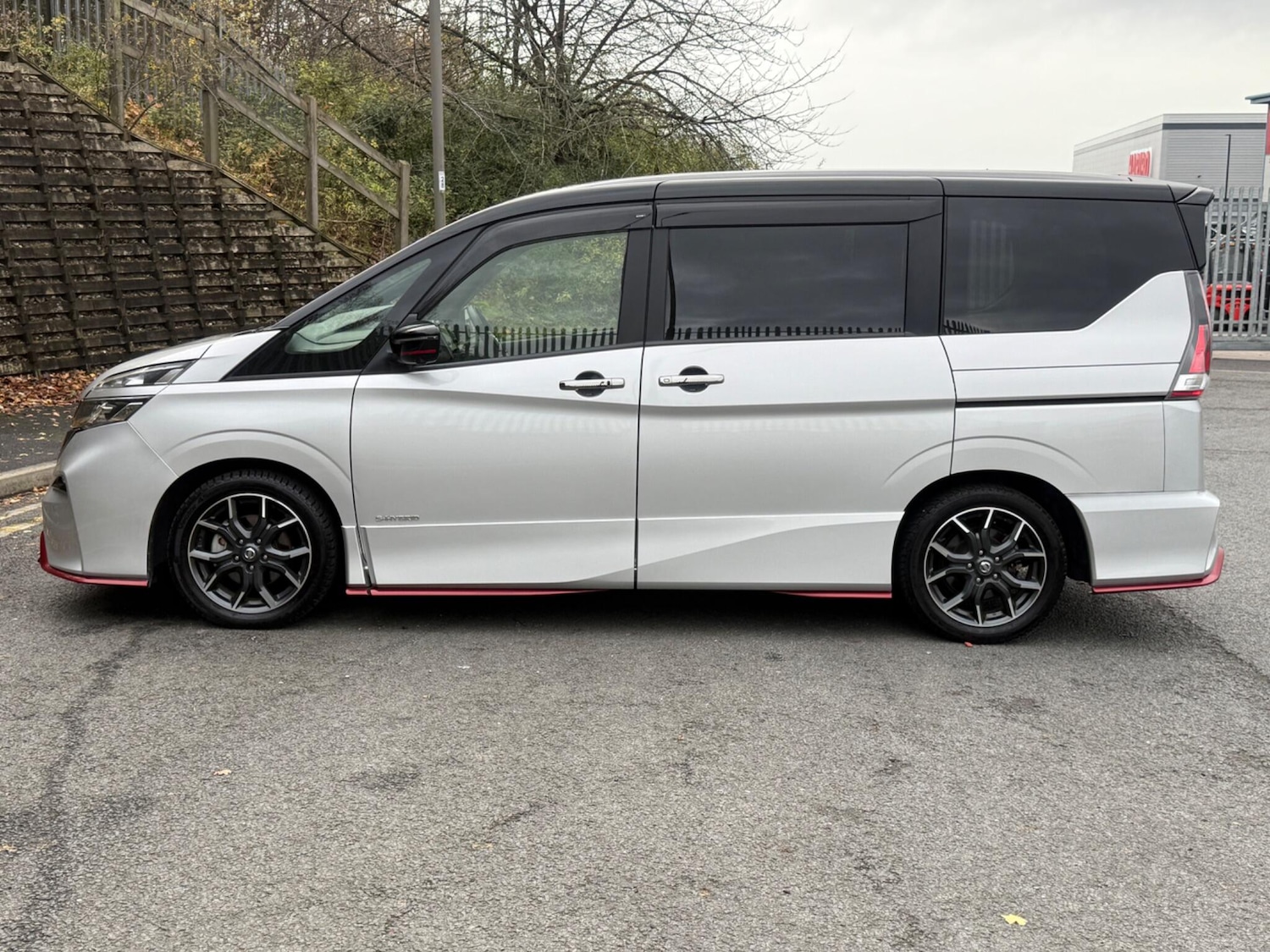 Used Nissan Serena 2025 for sale - 77627150: Photo 6