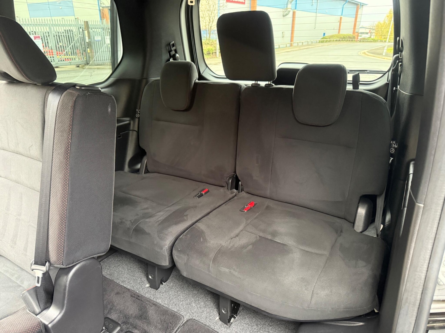 Used Nissan Serena 2025 for sale - 77627150: Photo 69