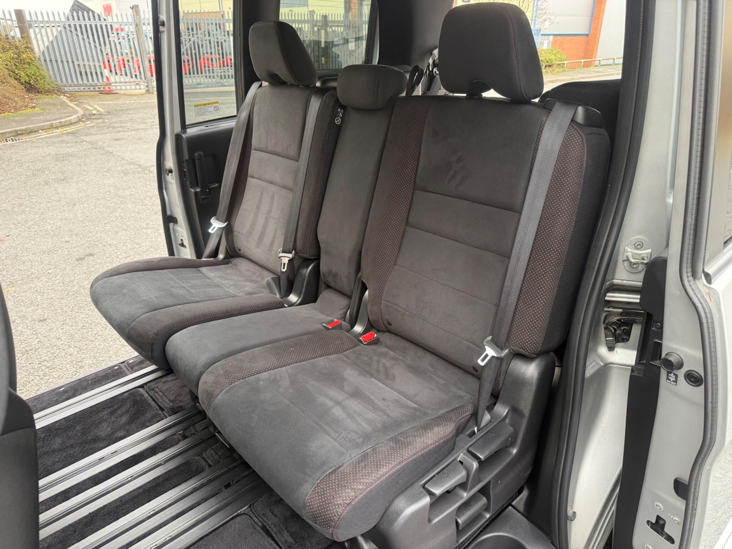 Used Nissan Serena 2025 for sale - 77627150: Photo 72