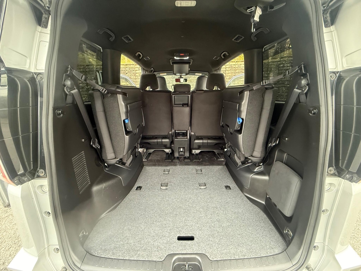 Used Nissan Serena 2025 for sale - 77627150: Photo 80