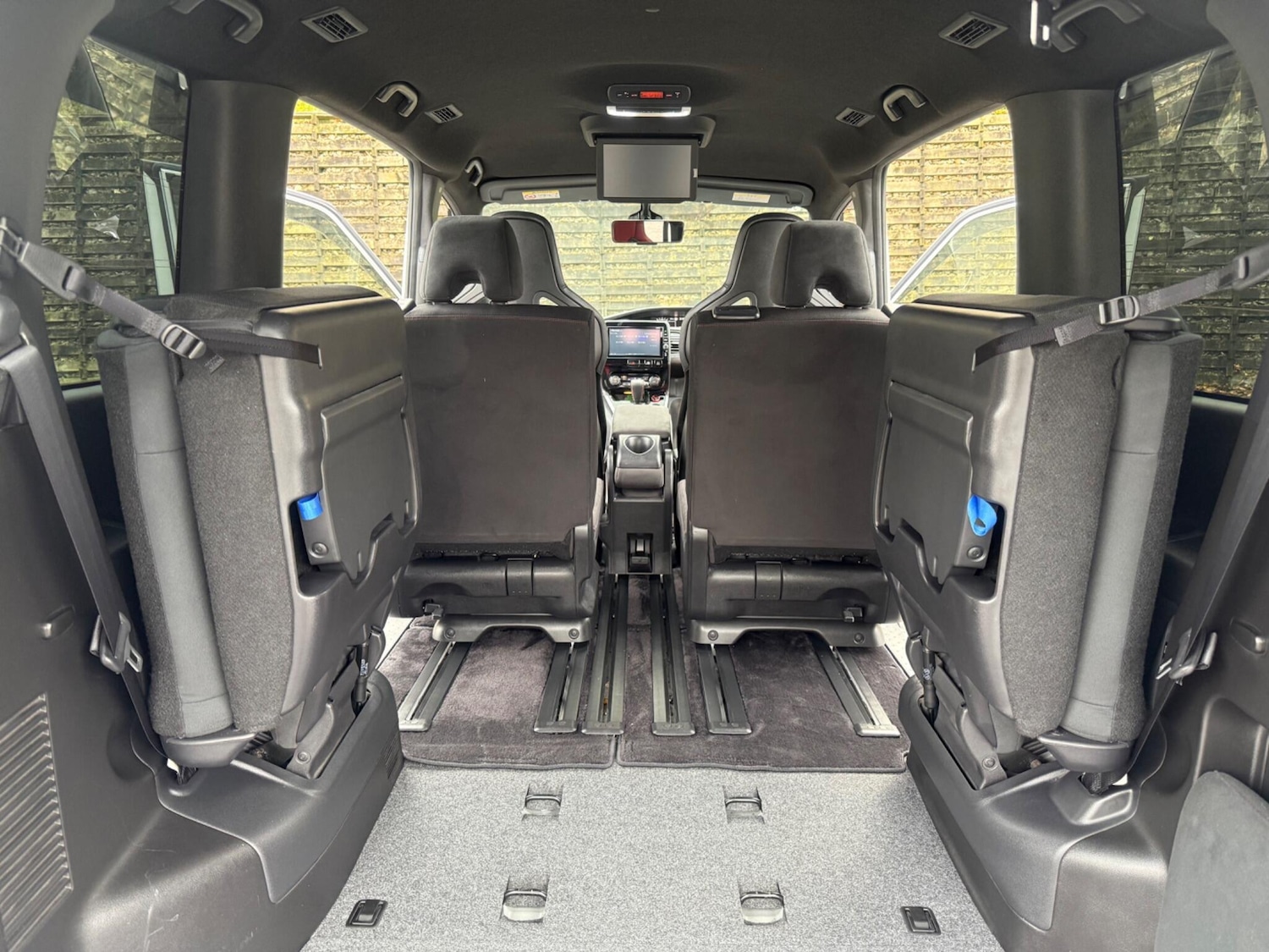 Used Nissan Serena 2025 for sale - 77627150: Photo 83