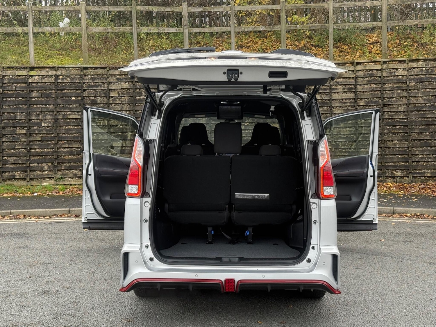 Used Nissan Serena 2025 for sale - 77627150: Photo 85