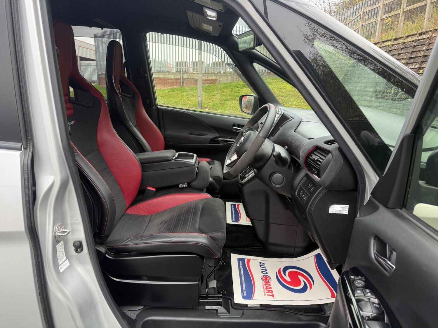 Used Nissan Serena 2025 for sale - 77627150: Photo 9