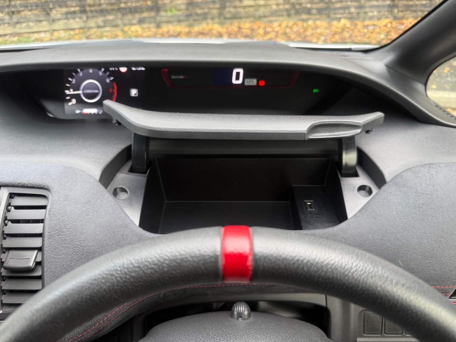 Used Nissan Serena 2025 for sale - 77627150: Photo 90